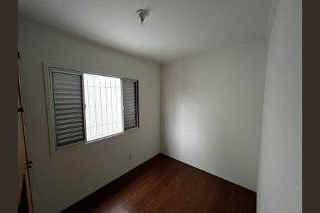 Casa para alugar com 220m², 3 quartos e 4 vagas Casa para alugar com 220m², 3 quartos e 4 vagasQuarto 2
