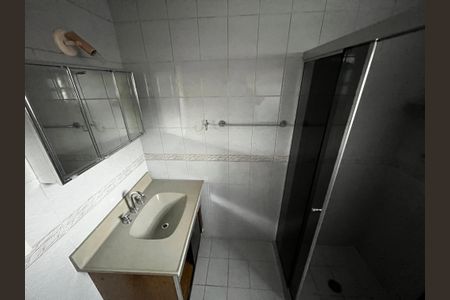 Casa para alugar com 220m², 3 quartos e 4 vagas Casa para alugar com 220m², 3 quartos e 4 vagasBanheiro da Suíte