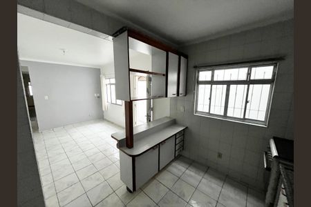 Casa para alugar com 220m², 3 quartos e 4 vagas Casa para alugar com 220m², 3 quartos e 4 vagasCozinha