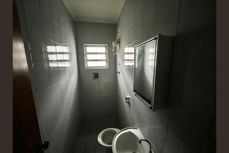 Casa para alugar com 220m², 3 quartos e 4 vagas Casa para alugar com 220m², 3 quartos e 4 vagasBanheiro