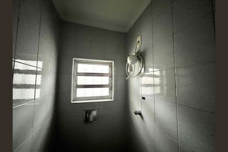 Casa para alugar com 220m², 3 quartos e 4 vagas Casa para alugar com 220m², 3 quartos e 4 vagasBanheiro