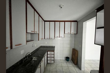 Casa para alugar com 220m², 3 quartos e 4 vagas Casa para alugar com 220m², 3 quartos e 4 vagasCozinha