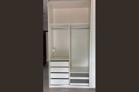 Quarto de casa para alugar com 2 quartos, 200m² em Jardim Oriente, São José dos Campos