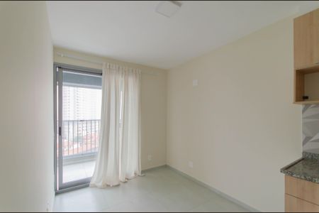 Apartamento para alugar com 37m², 1 quarto e sem vaga Apartamento para alugar com 37m², 1 quarto e sem vagaSala