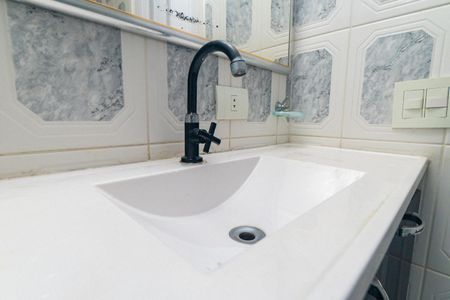 Apartamento à venda com 75m², 3 quartos e 2 vagasBanheiro Detalhe