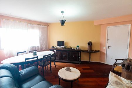 Sala de apartamento à venda com 3 quartos, 75m² em Campo Belo, São Paulo