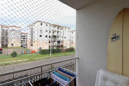 Sacada de apartamento à venda com 3 quartos, 67m² em Humaitá, Porto Alegre