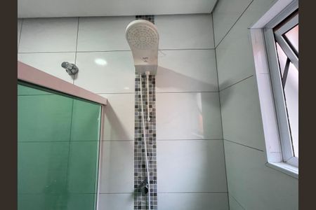 Casa à venda com 165m², 3 quartos e 2 vagas Casa à venda com 165m², 3 quartos e 2 vagasBanheiro do Quarto 2