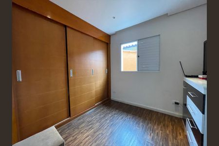 Casa à venda com 165m², 3 quartos e 2 vagas Casa à venda com 165m², 3 quartos e 2 vagasQuarto 3