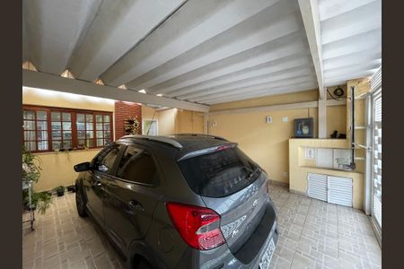 Casa à venda com 165m², 3 quartos e 2 vagas Casa à venda com 165m², 3 quartos e 2 vagasGaragem