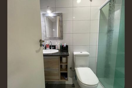 Casa à venda com 165m², 3 quartos e 2 vagas Casa à venda com 165m², 3 quartos e 2 vagasBanheiro do Quarto 2