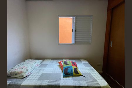 Casa à venda com 165m², 3 quartos e 2 vagas Casa à venda com 165m², 3 quartos e 2 vagasQuarto 2