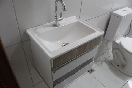 Apartamento para alugar com 50m², 2 quartos e sem vagaBanheiro