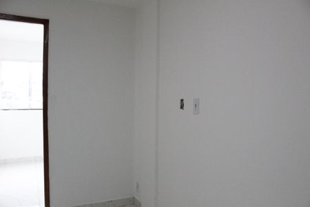 Sala/Cozinha de apartamento para alugar com 1 quarto, 45m² em Tanque, Rio de Janeiro