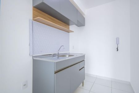 Apartamento para alugar com 47m², 2 quartos e 1 vaga Apartamento para alugar com 47m², 2 quartos e 1 vagaCozinha e Área de Serviço