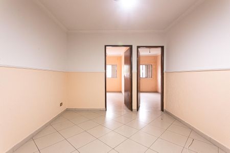 Sala 2 de casa para alugar com 2 quartos, 120m² em Vila Araguaia, São Paulo