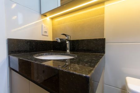 Apartamento para alugar com 38m², 2 quartos e sem vaga Apartamento para alugar com 38m², 2 quartos e sem vagaBanheiro