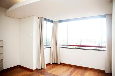 Apartamento para alugar com 300m², 4 quartos e 3 vagasQuarto 3