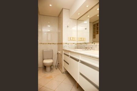 Apartamento para alugar com 300m², 4 quartos e 3 vagasBanheiro 2