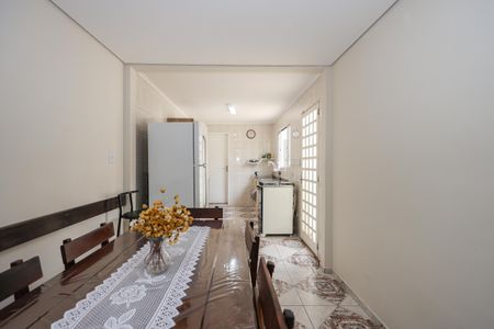 Casa à venda com 190m², 3 quartos e 2 vagasCozinha