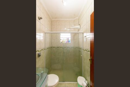 Casa à venda com 125m², 2 quartos e 2 vagas Casa à venda com 125m², 2 quartos e 2 vagasBanheiro 2