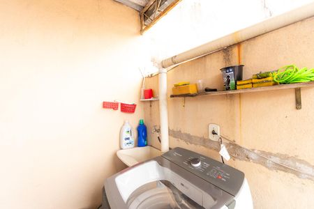 Casa à venda com 125m², 2 quartos e 2 vagas Casa à venda com 125m², 2 quartos e 2 vagasÁrea de Serviço