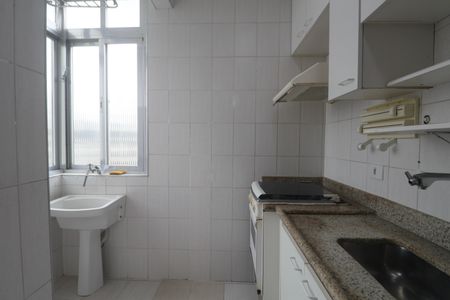 Apartamento para alugar com 70m², 2 quartos e 1 vagaCozinha