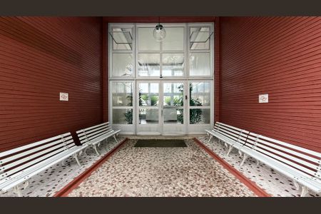 Apartamento para alugar com 70m², 2 quartos e 1 vagaFachada