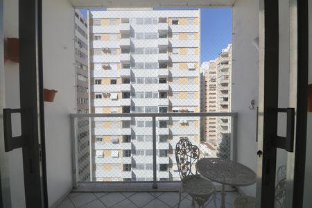Apartamento para alugar com 70m², 2 quartos e 1 vaga Apartamento para alugar com 70m², 2 quartos e 1 vagaVaranda