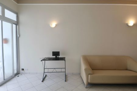 Apartamento para alugar com 70m², 2 quartos e 1 vagaSala