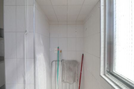 Apartamento para alugar com 70m², 2 quartos e 1 vaga Apartamento para alugar com 70m², 2 quartos e 1 vagaÁrea de Serviço