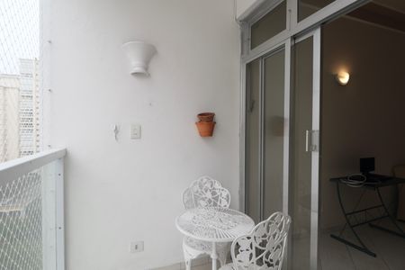 Apartamento para alugar com 70m², 2 quartos e 1 vagaVaranda da Sala