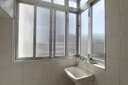 Apartamento para alugar com 70m², 2 quartos e 1 vaga Apartamento para alugar com 70m², 2 quartos e 1 vagaÁrea de Serviço