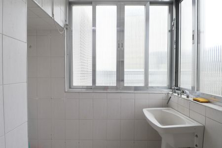 Apartamento para alugar com 70m², 2 quartos e 1 vagaÁrea de Serviço