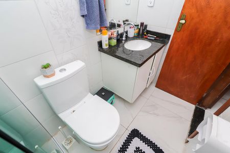 Casa de condomínio à venda com 70m², 2 quartos e 1 vagaBanheiro