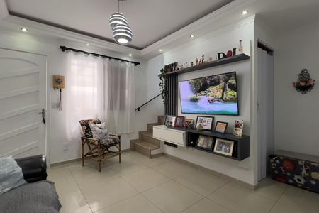 Sala de casa de condomínio para alugar com 2 quartos, 64m² em Vila Sao Joao Batista, Guarulhos