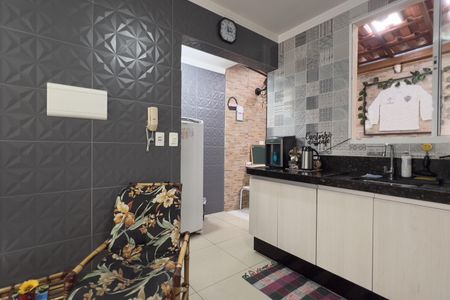 Casa de condomínio para alugar com 64m², 2 quartos e 2 vagasCozinha e Área de Serviço