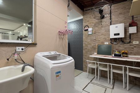 Casa de condomínio para alugar com 64m², 2 quartos e 2 vagasCozinha e Área de Serviço