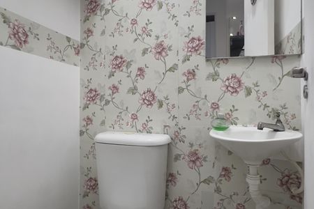 Casa de condomínio para alugar com 64m², 2 quartos e 2 vagasLavabo