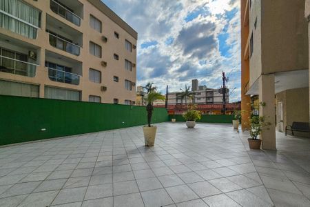 Apartamento para alugar com 76m², 2 quartos e 1 vagaÁrea comum