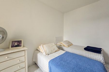 Apartamento para alugar com 76m², 2 quartos e 1 vagaQuarto