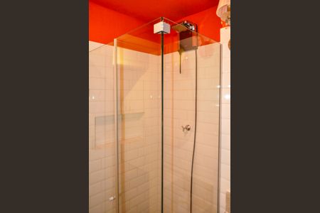 Apartamento à venda com 76m², 2 quartos e 1 vaga Apartamento à venda com 76m², 2 quartos e 1 vagaBanheiro social