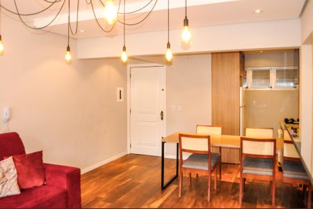 Apartamento à venda com 76m², 2 quartos e 1 vaga Apartamento à venda com 76m², 2 quartos e 1 vagaSala