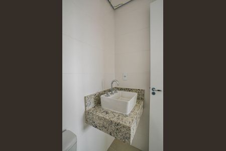 Apartamento à venda com 69m², 2 quartos e 2 vagasBanheiro Social