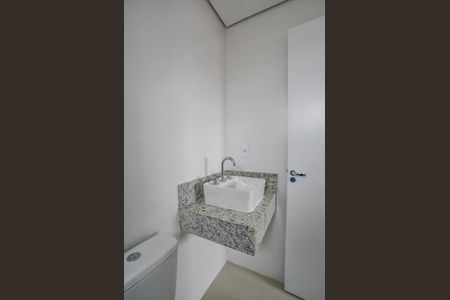 Apartamento à venda com 69m², 2 quartos e 2 vagasBanheiro da Suíte