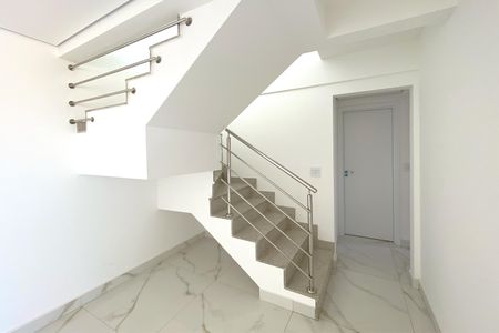 Apartamento à venda com 163m², 3 quartos e 3 vagasEscadas