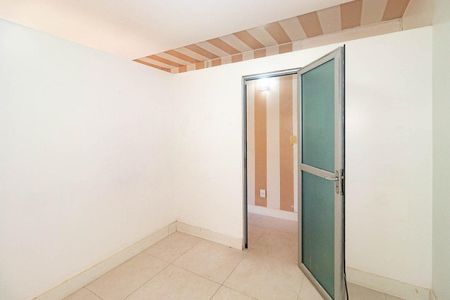 Sala de apartamento para alugar com 1 quarto, 27m² em Centro Histórico, Porto Alegre