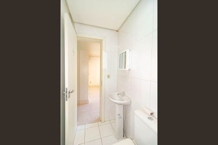 Banheiro Social de apartamento para alugar com 1 quarto, 27m² em Centro Histórico, Porto Alegre