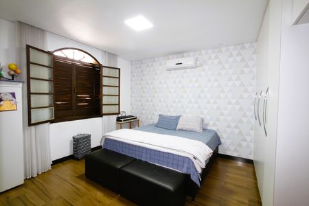 Casa à venda com 150m², 3 quartos e 2 vagasSuíte 3