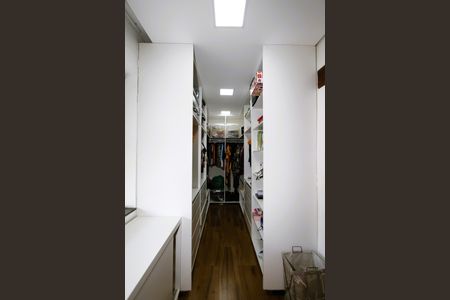 Casa à venda com 150m², 3 quartos e 2 vagasCloset da  suíte 1 